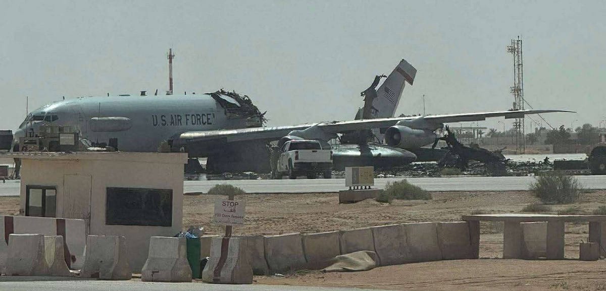 美軍E-3「哨兵」空中預警暨管制機（AWACS）在沙烏地阿拉伯王子蘇爾坦空軍基地遭伊朗攻擊摧毀。 圖：翻攝自 X @CasetaBosque