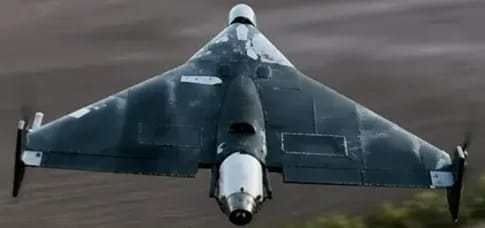 俄羅斯新型噴射動力「天竺葵-4」（Geran-4）自殺無人機。 圖：翻攝「X」@IranTimes72