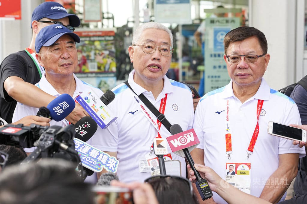 2026愛知名古屋亞運台灣代表團總領隊廖裕輝（左起）、副總領隊陳士魁、中華奧會主席蔡家福18日出席開村儀式，並接受媒體聯訪。中央社記者鄭清元名古屋攝　115年9月18日