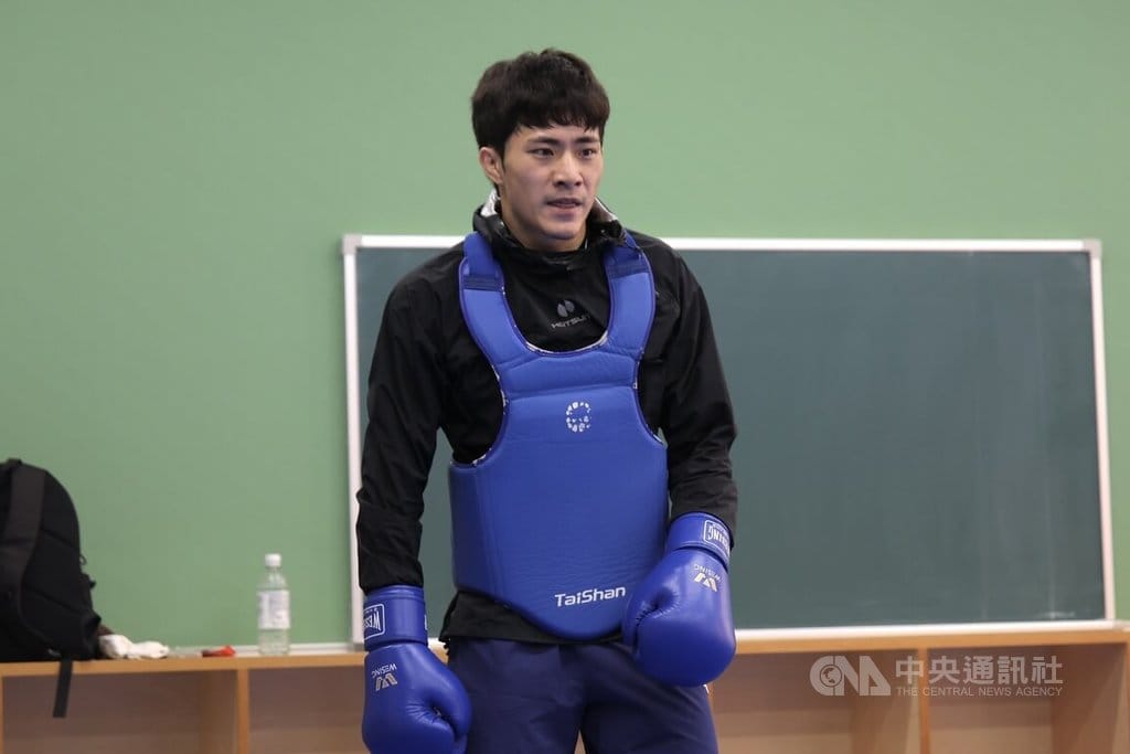 代表台灣參加名古屋亞運武術散打的男子好手張煥宜，19日也到御園小學中繼站練習備戰；他笑說：「這是我第一次體驗到中繼站，感覺很像把整個國訓中心搬過來。」中央社記者翁睿坤攝　115年9月19日