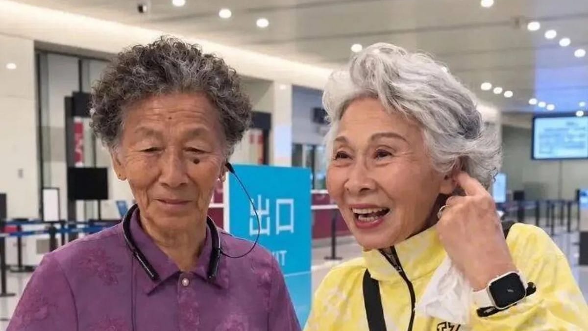 兩岸90歲與84歲的姊妹重逢。 圖：翻攝微博