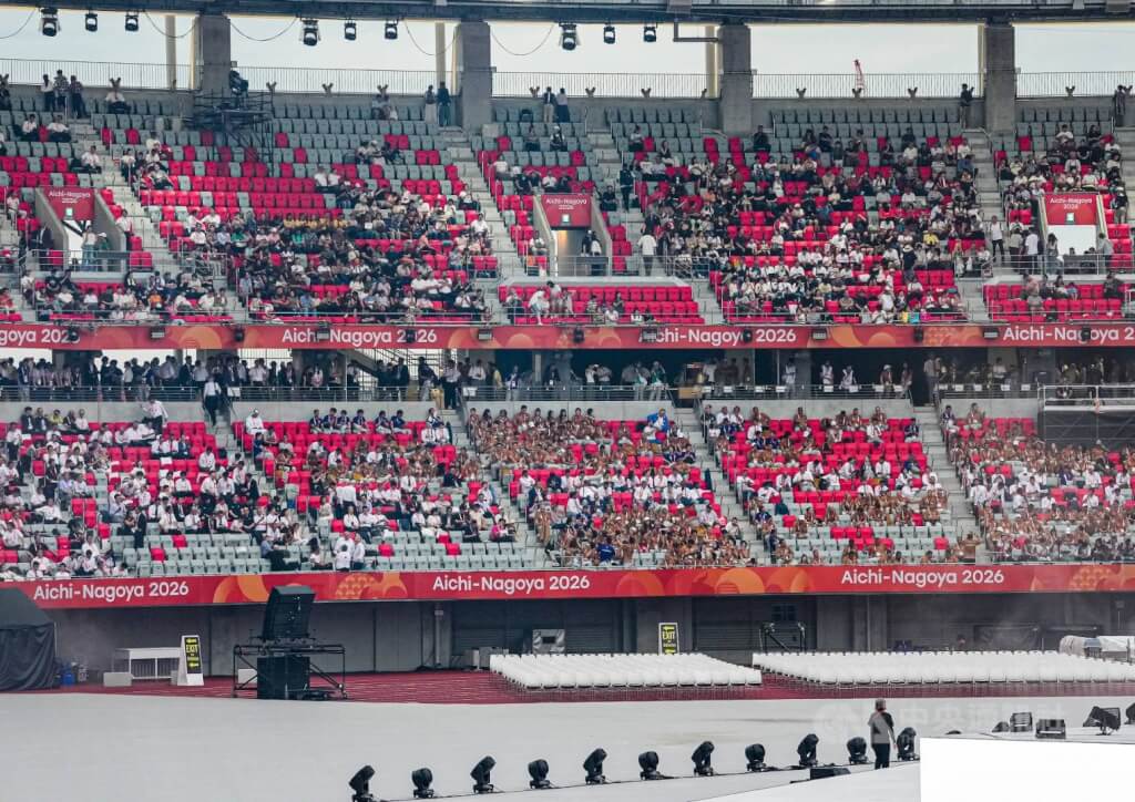 2026愛知名古屋亞運19日晚間舉行開幕典禮，距典禮開始前約1小時，觀眾席還有多處空位。中央社記者鄭清元名古屋攝　115年9月19日