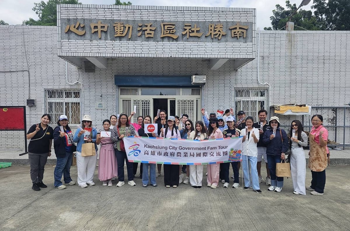 高雄市政府農業局請泰國旅遊業者踩線交流。 圖：高雄市農業局／提供