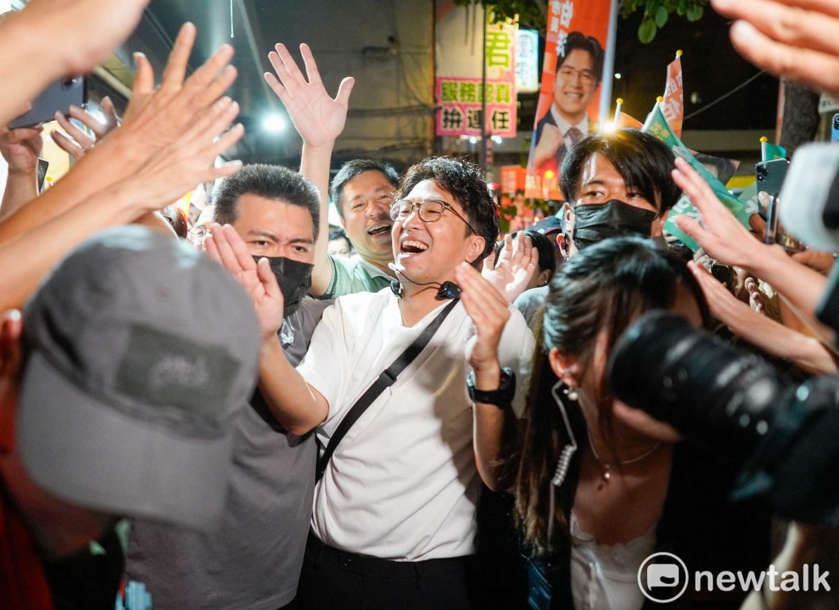趙曉慧指出，「回歸市政」應該就是沈伯洋（圖）在最後2個月的致勝武器，這是「以柔克剛」的高招，化解蔣萬安貼的大罷免仇恨值標籤。 圖：張良一/攝（資料照）