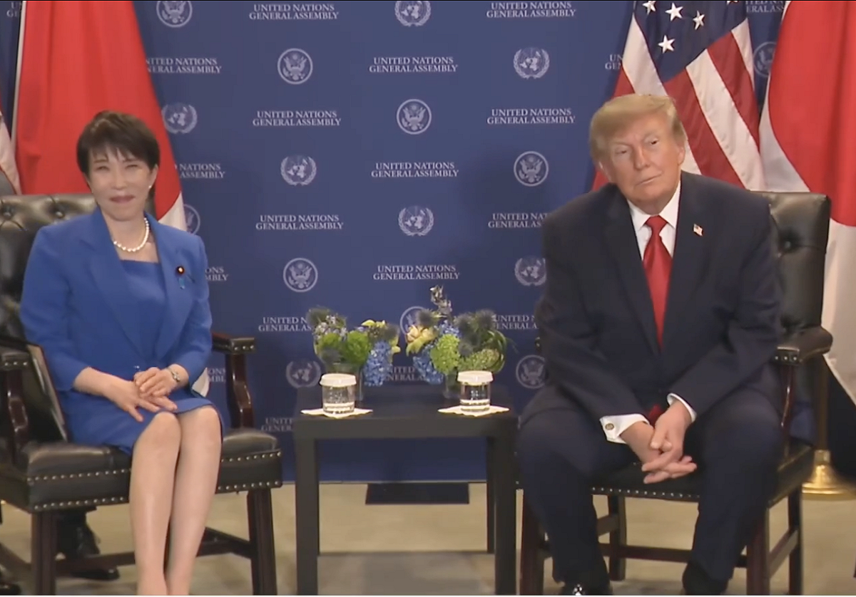 日本首相高市早苗（左）與美國總統川普（右）於聯大期間進行會談。 圖：翻攝自 X @RiseOfNewMedia