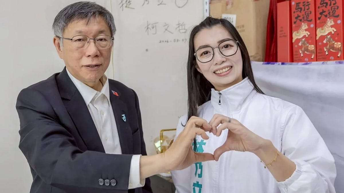 柯文哲昔日為民眾黨台南市議員參選人林乃立輔選。 圖：翻攝林乃立臉書