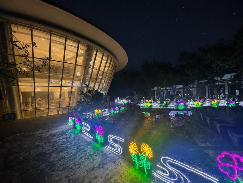 台東原生應用植物園推出夜間導覽、謝師宴用餐等方案。 圖：交通部觀光署／提供