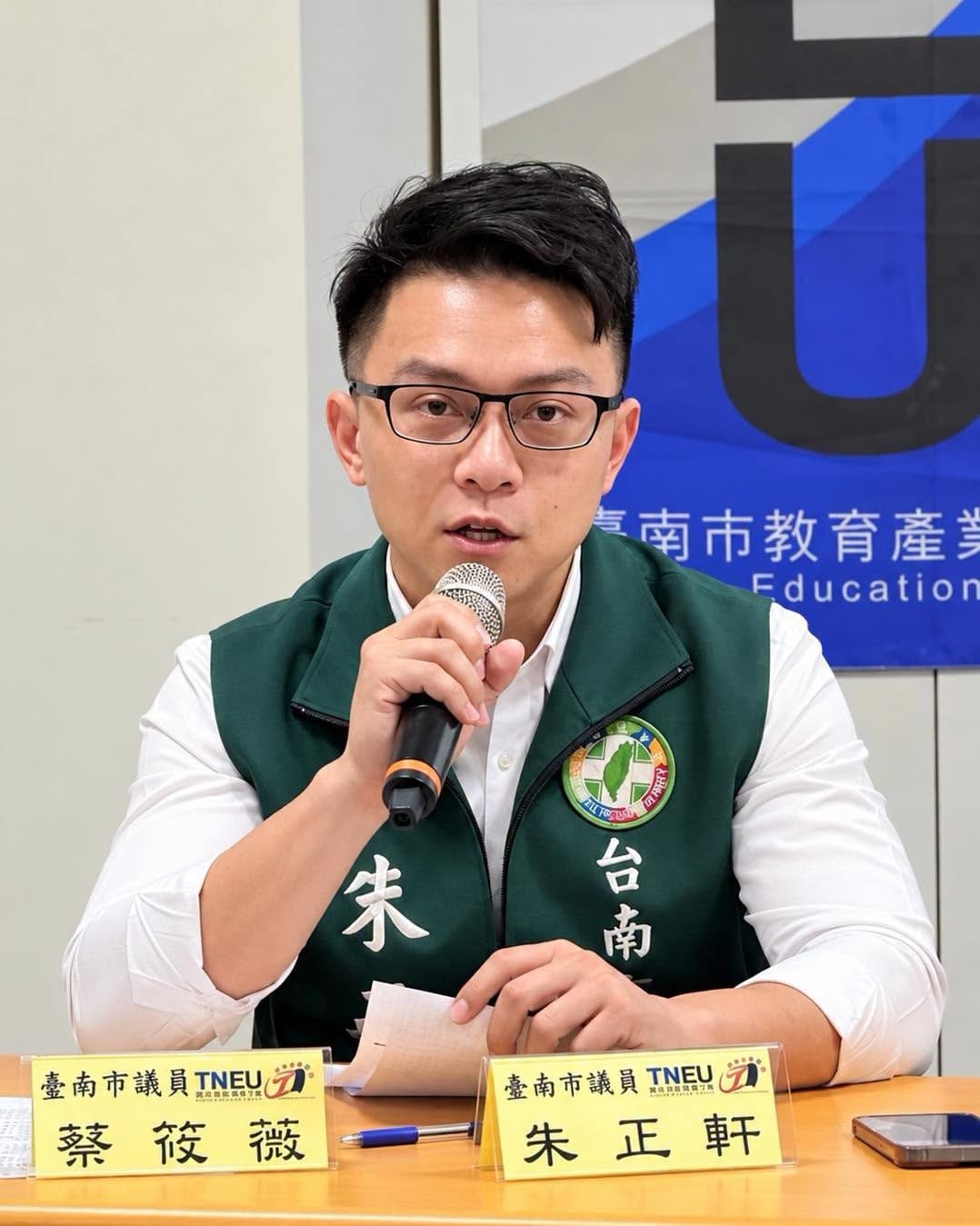 朱正軒（曾任林宜瑾助理）作為新潮流和賴系子弟兵，下屆議員選舉擁有現任與派系資源加持，表現沉穩。 圖：翻攝朱正軒臉書