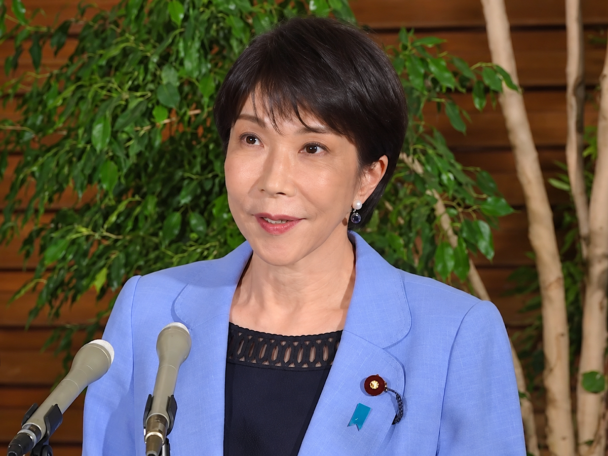 日本首相高市早苗26日在首相官邸針對此次美日領袖通話內容進行簡要說明。 圖：翻攝自首相官邸X