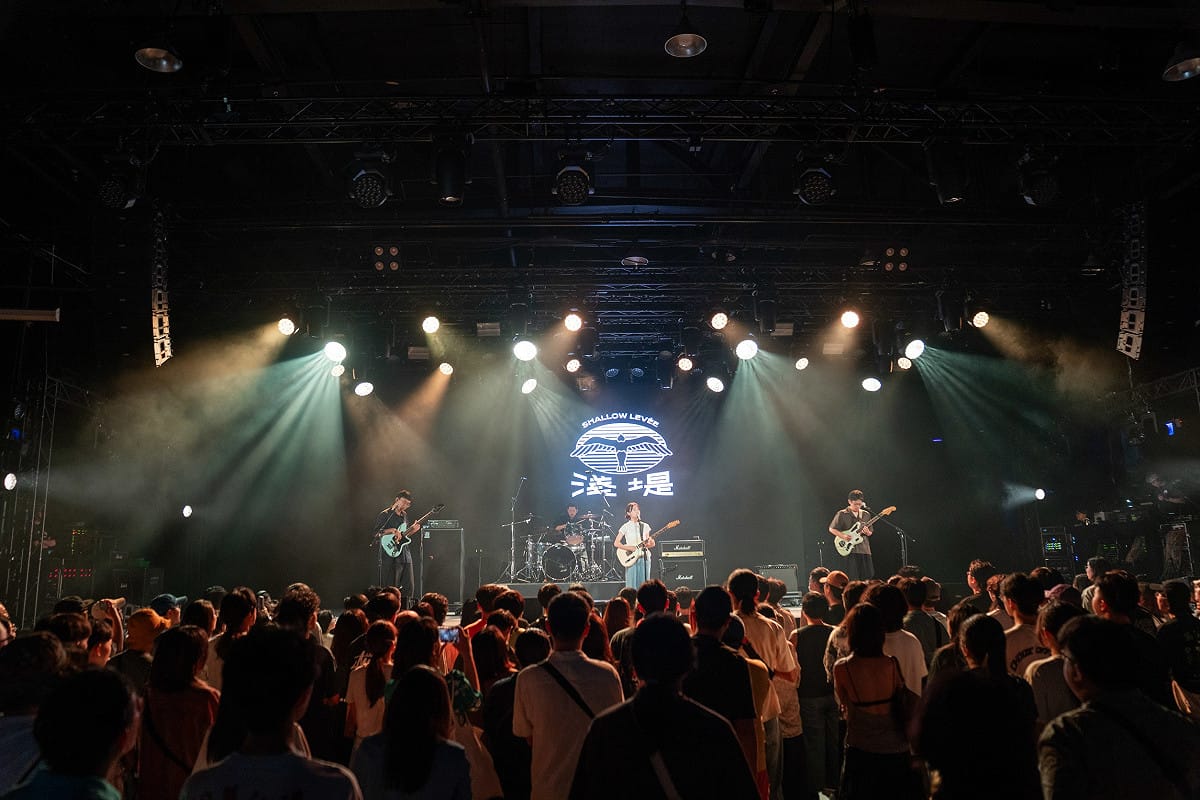 「2026高速青春音樂展演」由高雄指標樂團「淺堤Shallow Levée」打頭陣。 圖：高雄市青年局／提供