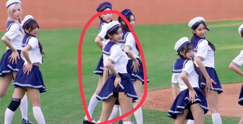 李珠珢身穿水手服登上新莊棒球場表演開場舞，然而卻疑似因為裙子太短，在跳舞過程中露出安全褲及臀部。 圖：翻攝自popcorncheers YT頻道