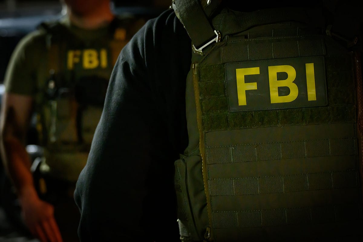 駭客組織聲稱竊取數千名現任及前任 FBI 員工的敏感個人資料，事件發生至今已約 1 週，但 FBI 仍在評估實際受影響範圍，同時也面臨內部對事件處理方式的批評。 圖:翻攝自X@NewYorkFBI