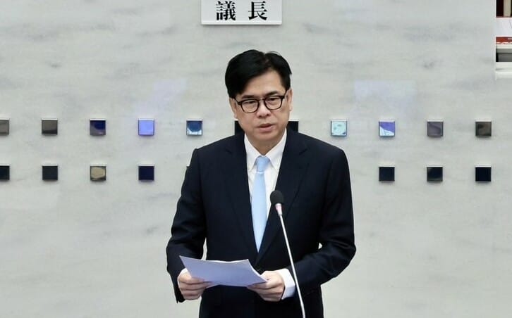 陳其邁市長畢業成績亮眼 最新民調施政滿意度近八成五