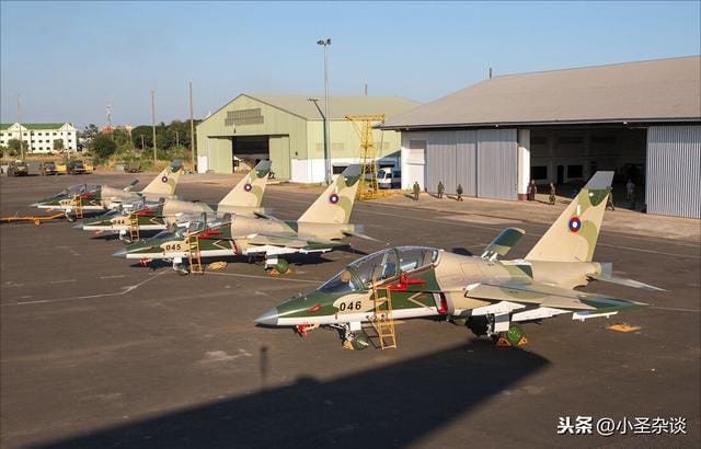 寮國空軍現役俄製雅克-130輕型攻擊機。 圖：翻攝陸網/頭條（資料照）