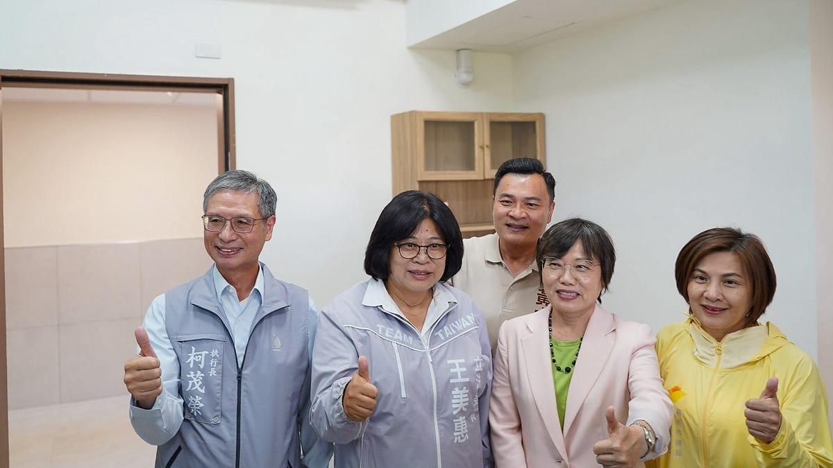 內政部長劉世芳視察「友忠好室」社會住宅。 圖：住都中心提供