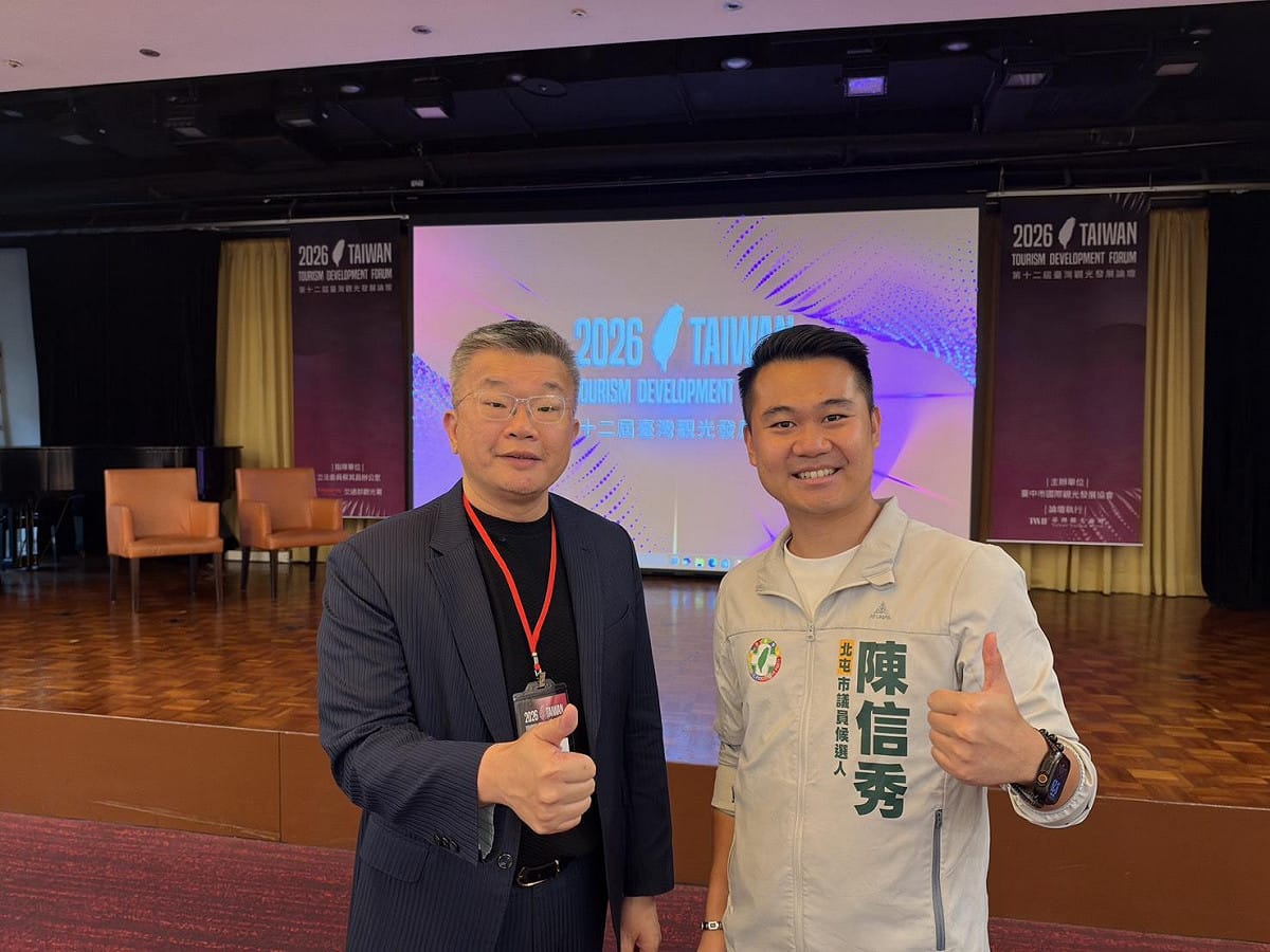 曾任職交通部觀光署署長室專門委員的陳信秀，受立法院民進黨團總召蔡其昌邀請出席交流。 圖：陳信秀/提供