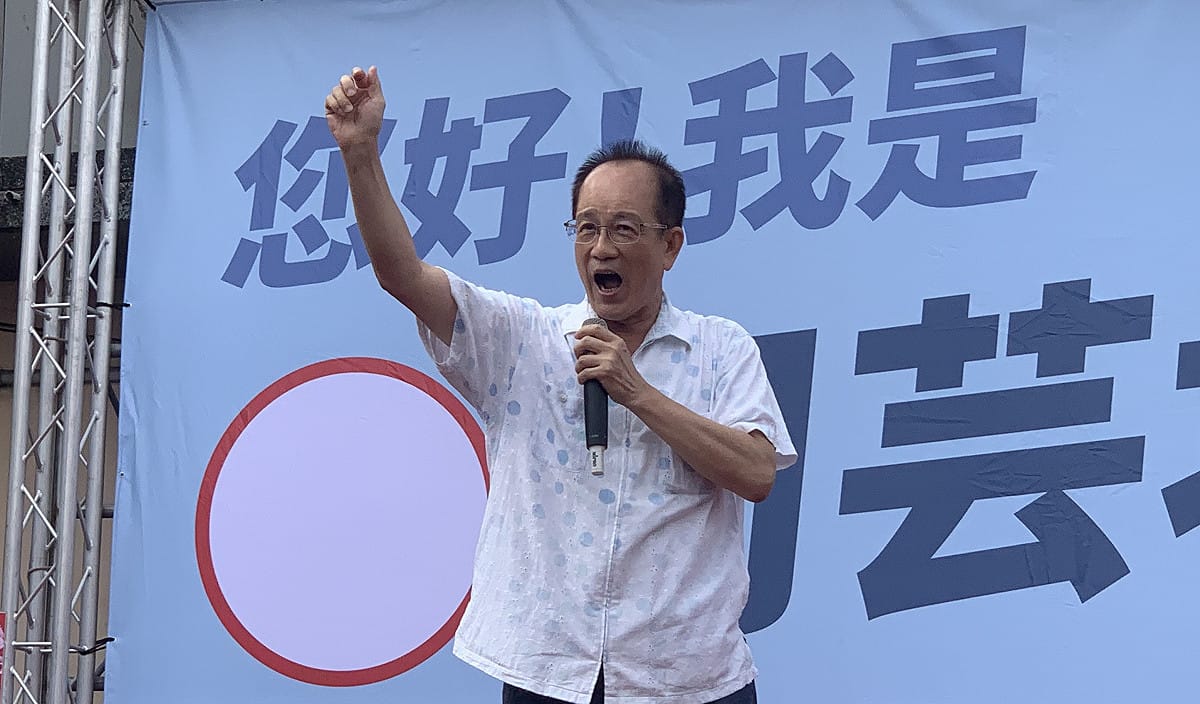 林富男主張藍白在地方選舉應加強合作，並以行動表達對周芸均的支持。 圖：孫家銘／拍攝