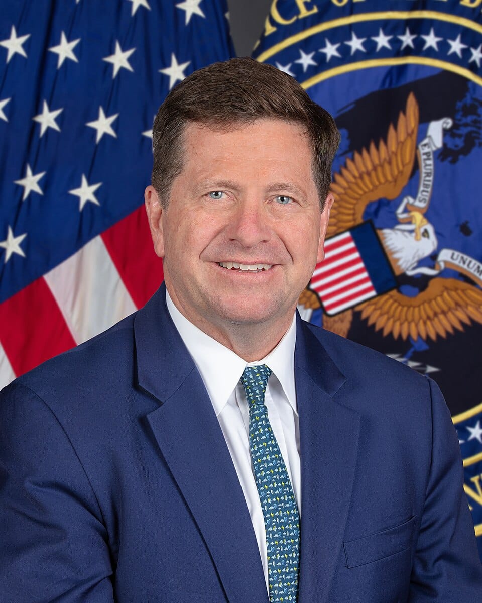 「國家情報總監」克雷頓（Jay Clayton），可能兼任白宮「AI沙皇」。 圖/維基百科