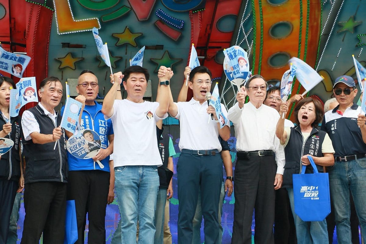 江啟臣到北區市議員陳政顯的競選總部站台。 圖：江啟臣競辦/提供