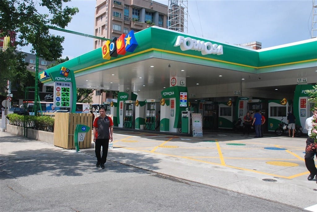 台塑石化5日起汽柴油不漲價。 圖：中央社檔案照片