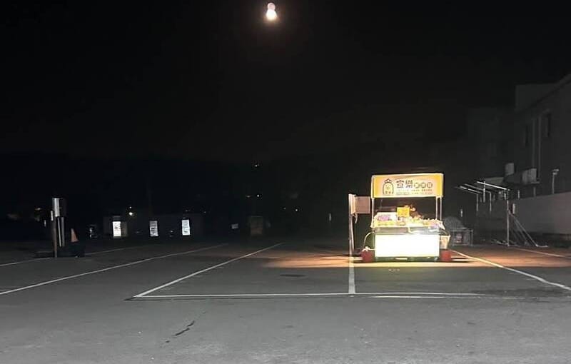 彰化縣田中鎮「田中秧夜市」今年7月才重新開幕，民眾發現如今只剩一攤營業。 圖：翻攝自Threads@ilove71158