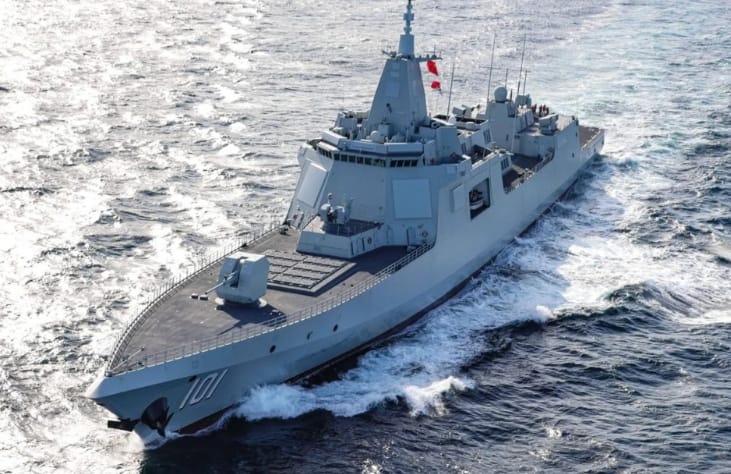 具備飛彈垂直發射裝置的驅逐艦。 圖 翻攝自零度Military