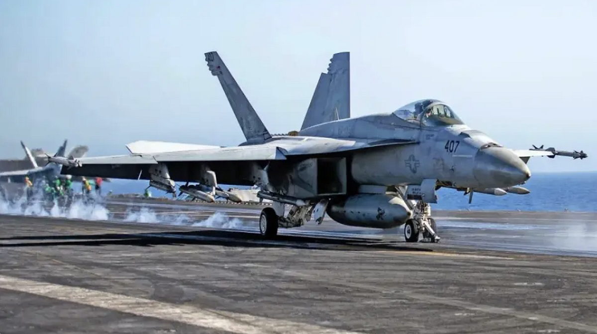 美國海軍現役F/A-18E戰鬥機 圖：翻攝自 軍武次位面