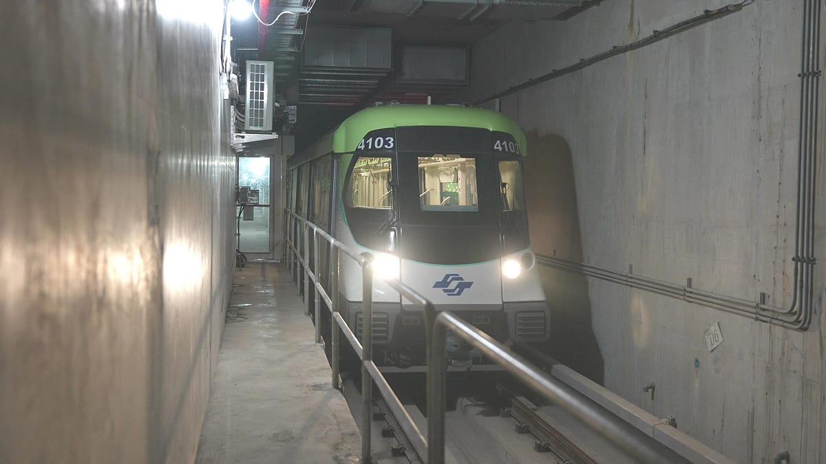 萬大線列車進行主線動態測試。 圖：台北市政府捷運工程局／提供