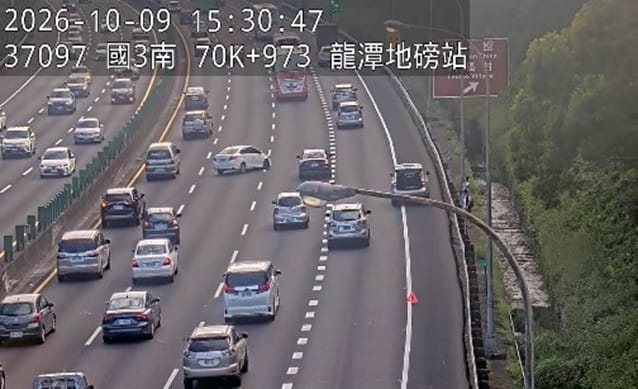 因此高公局和公路局都公布，明日重點壅塞路段，其中國道有15處易塞路段、省道9個路段。 圖：高公局／提供