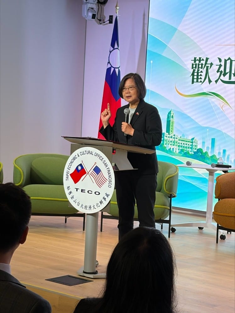 蔡前總統出席與矽谷青年座談會並致詞。 圖：蔡英文辦公室提供