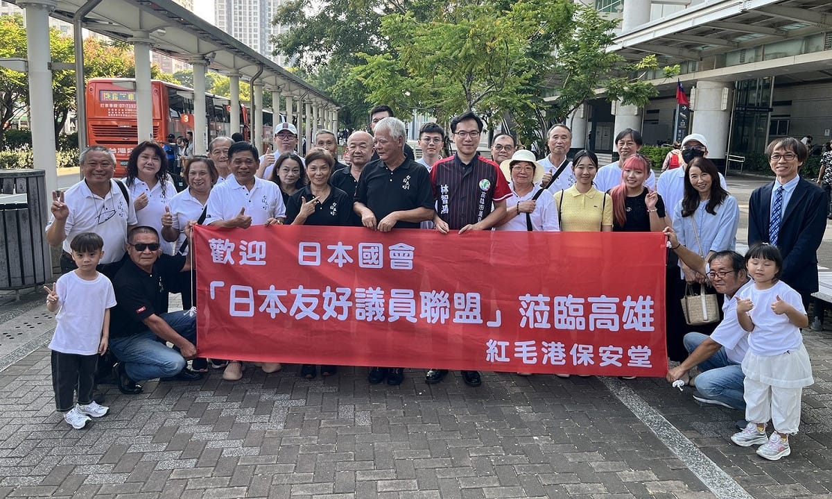 林智鴻與紅毛港保安堂迎接日本友台議員來訪。 圖：林智鴻服務處／提供