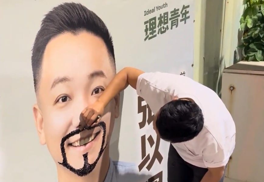 張以理索性將另一邊的鬍子加碼「補齊」。 圖：張以理競辦／ 提供