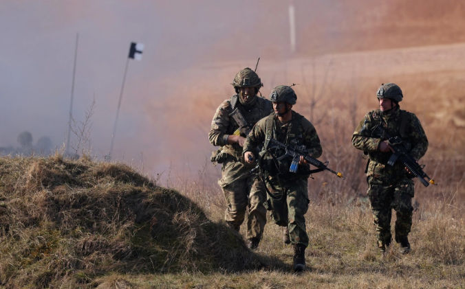 北約警告隨時迎俄致命混合戰！波蘭星鏈、挪威軍演都現間諜蹤影