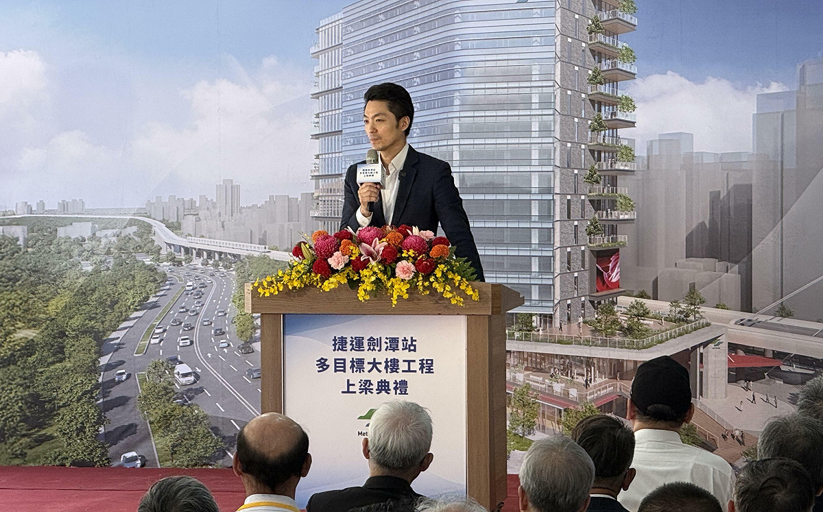 爭取白營票？週四合體黃國昌直播 蔣萬安：爭取市民認同不分黨派