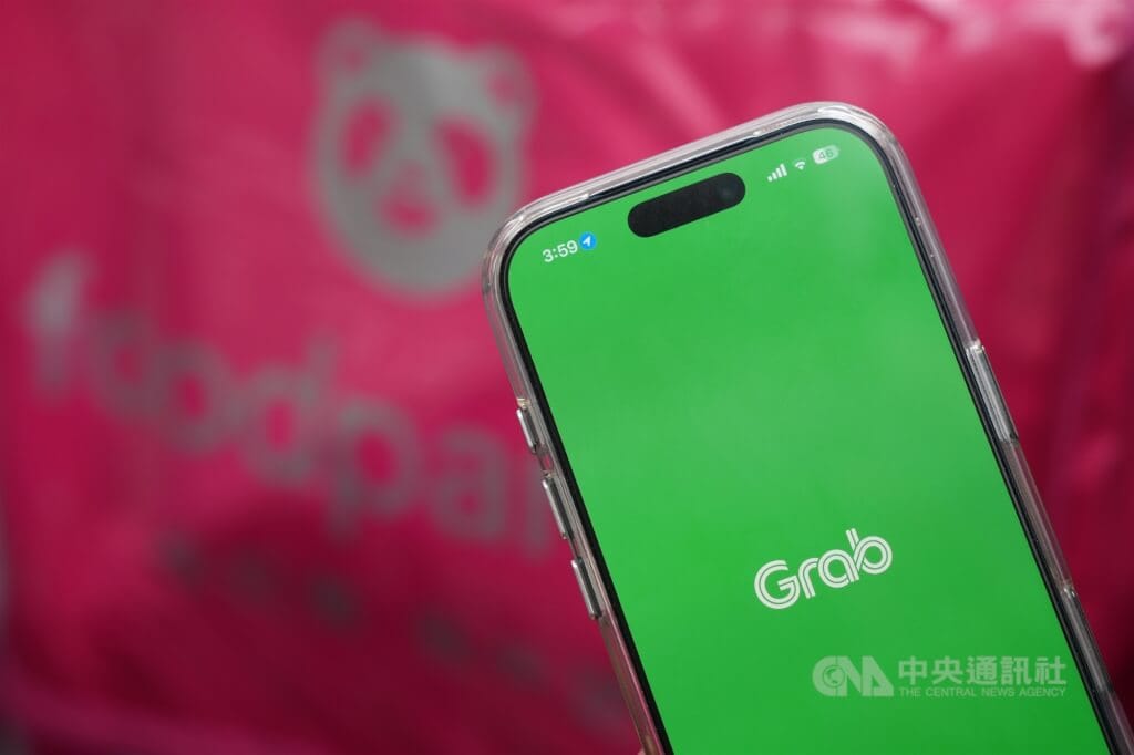 東南亞外送龍頭Grab收購foodpanda台灣業務，公平會審議工作預計到10月27日。 中央社