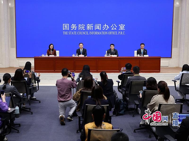 中國催繳全民繳納社會保險，將使用大數據進一步追蹤沒有繳納社保的民眾。 圖片來源：中華人民共和國人力資源與社會保障部官網