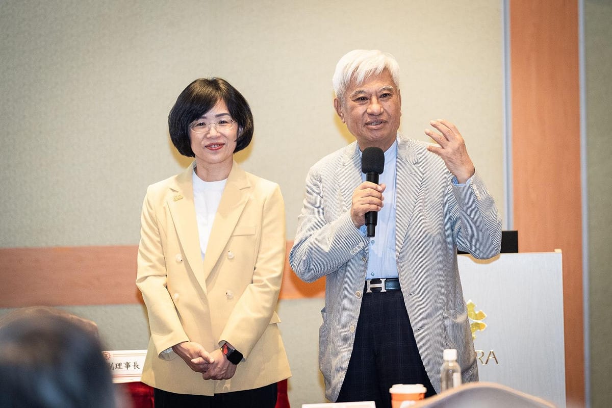 工總副理事長、穩懋半導體總裁陳進財致詞時，肯定蘇巧慧不只溫暖親民、有創意，更是專業、會做事的好人才。 圖：蘇巧慧競總提供