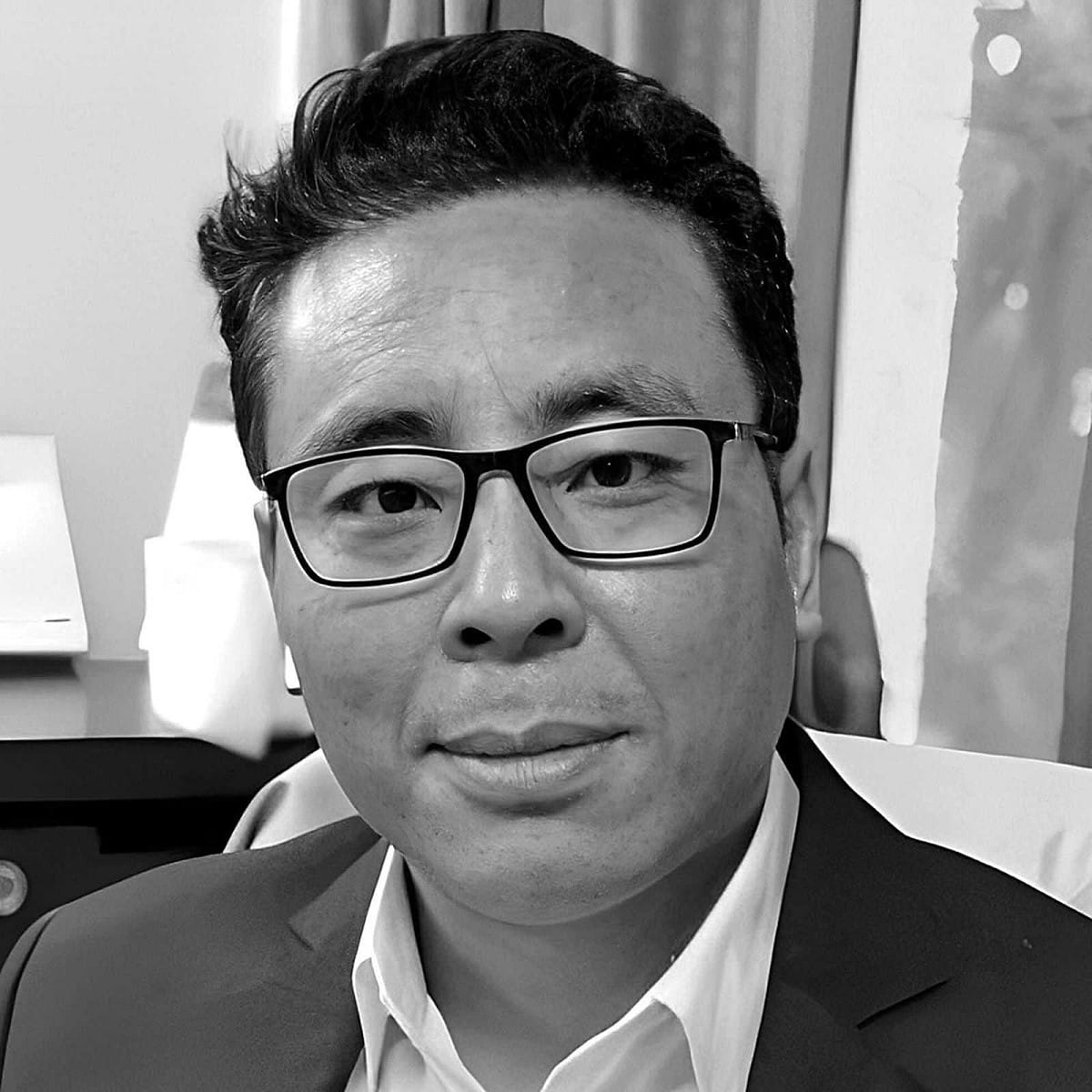 頓珠嘉波，現任達賴喇嘛尊者駐南非代表，曾任藏人行政中央駐台灣代表處、達賴喇嘛西藏宗教基金會秘書長。 圖：達賴喇嘛西藏宗教基金會 提供