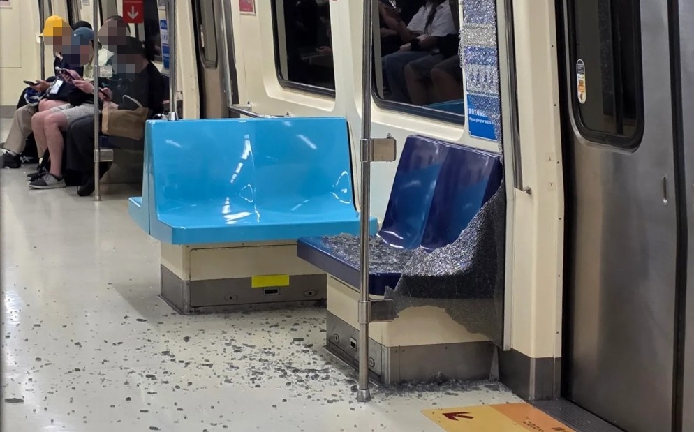 北捷車廂屏風玻璃碎裂！網驚：以後不敢靠了 已檢修將向旅客求償