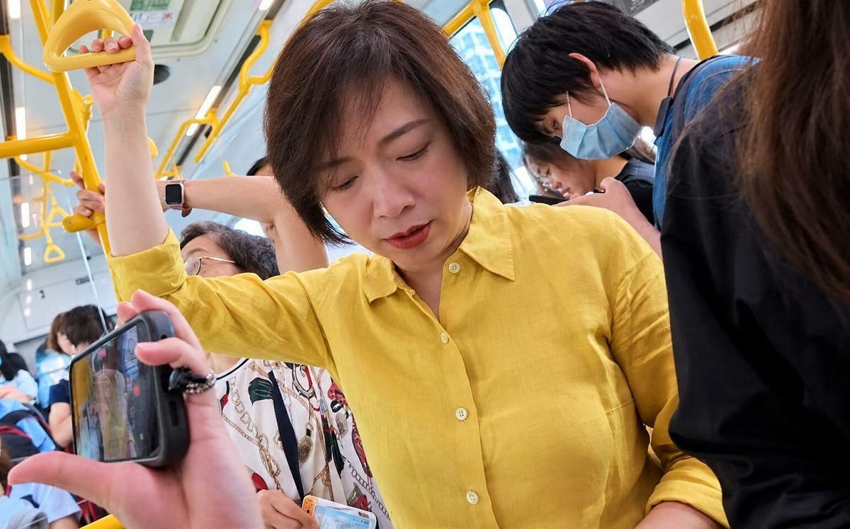 雙節公車退場擠不上！何欣純突襲搭乘台中301拋四解方