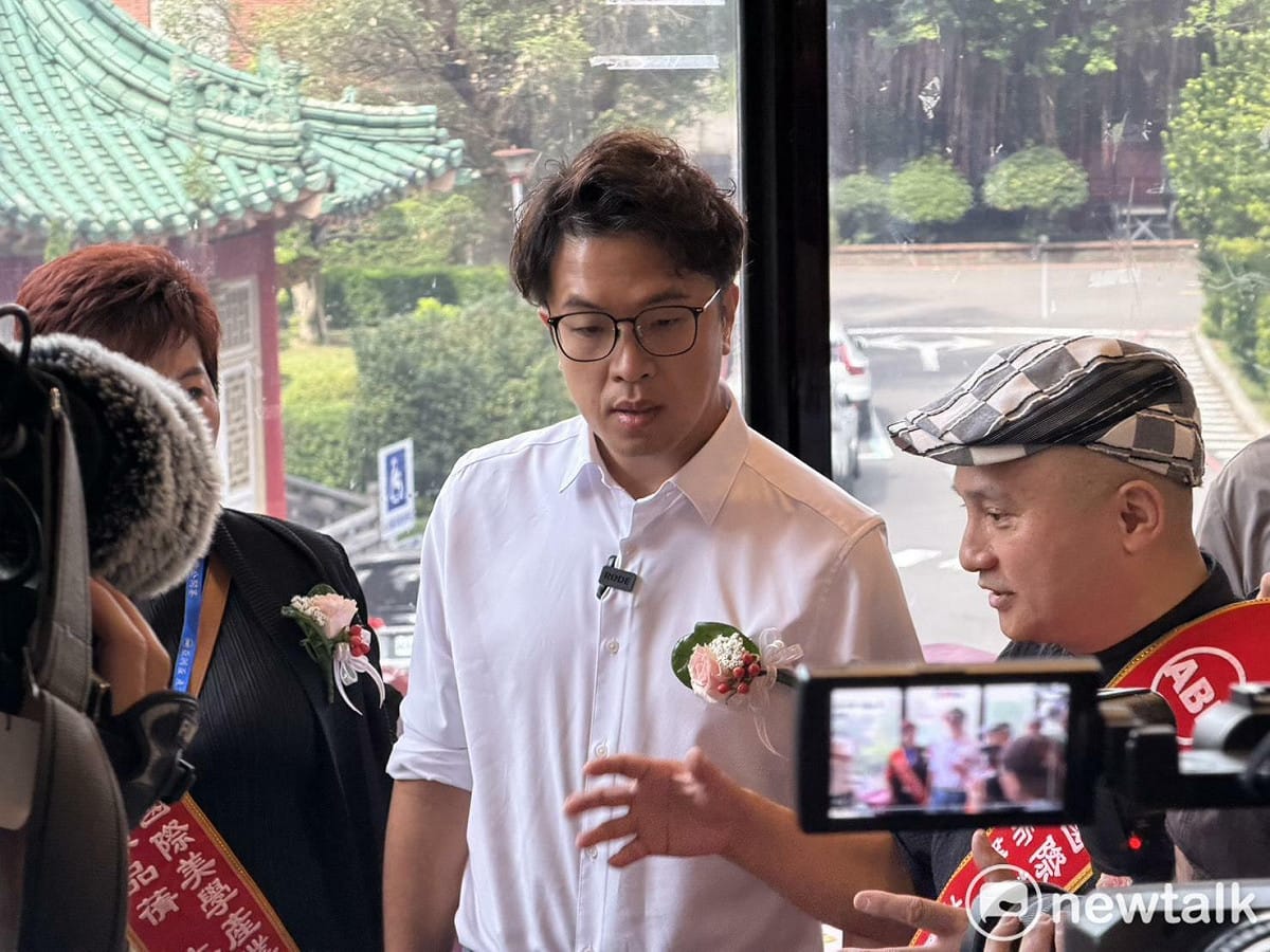 民進黨台北市長候選人沈伯洋出席國際美學產業職能大賽。 圖：高逸帆／攝