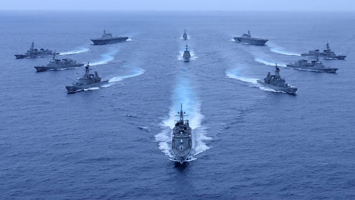 受中東區域局勢持續緊張，日本政府決定將海上自衛隊在波斯灣海域執行打擊海盜及情報收集任務的派遣期限延長一年，直至明年 11 月結束。 圖:翻攝自 X @WarHoundGond