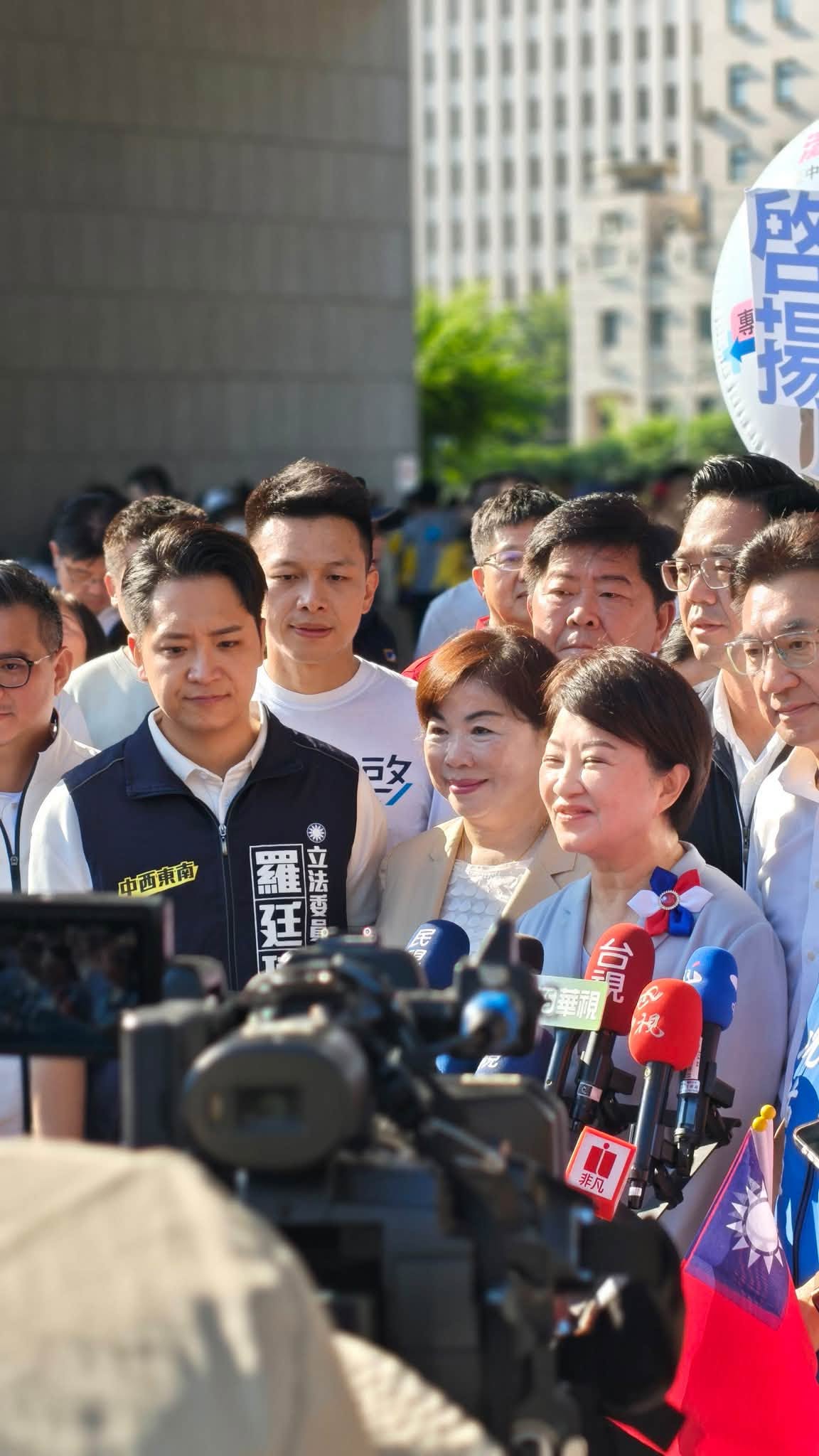 周啓揚多次在重要場合與盧秀燕同框。 圖：周啓揚/提供
