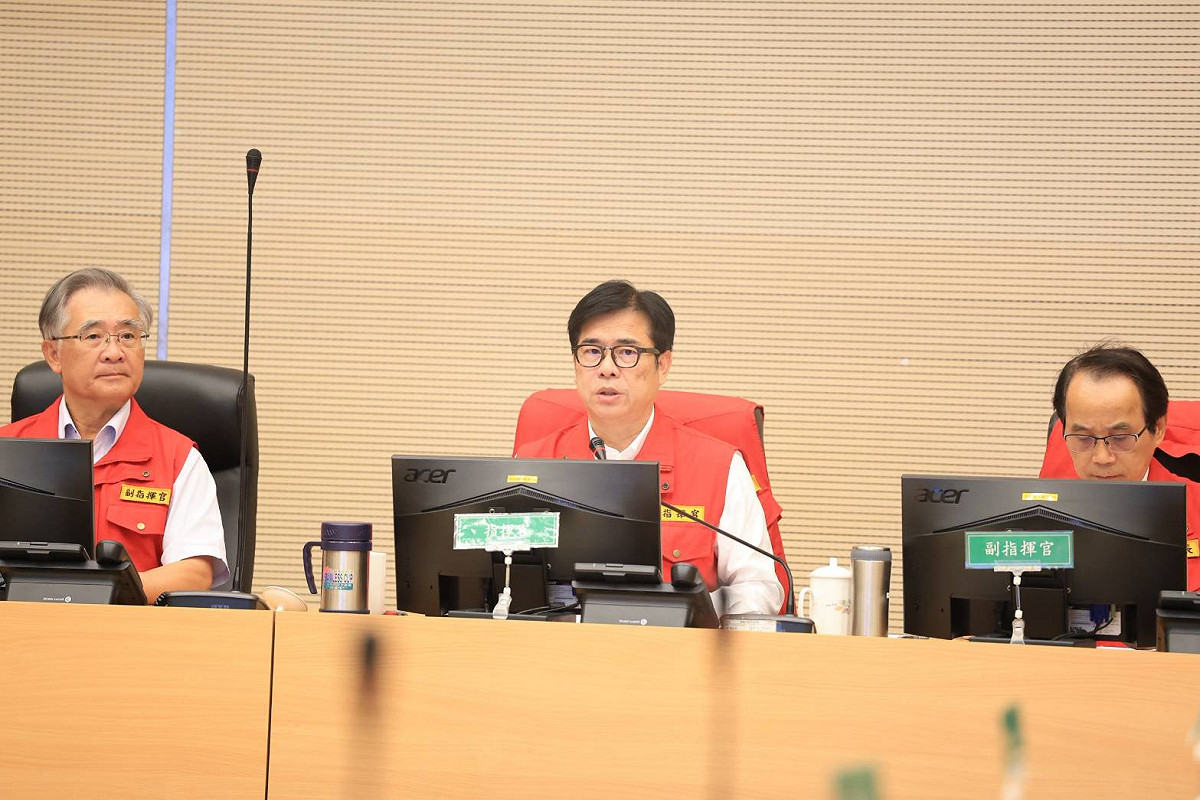 陳其邁主持薔琵颱風工作會議。 圖：高雄市政府／提供