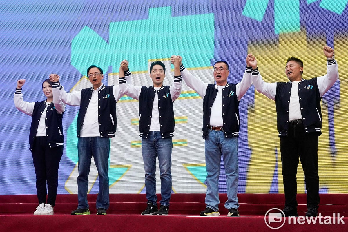 新竹市長高虹安（左起）、桃園市長張善政、台北市長蔣萬安、國民黨新北市長候選人李四川、宜蘭縣長候選人吳宗憲。 圖：張良一 ／ 攝