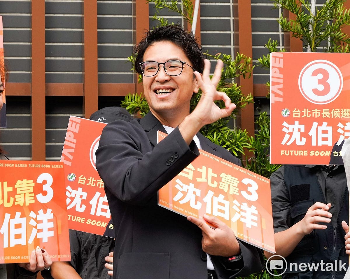 民進黨台北市長候選人沈伯洋號次抽籤。 圖：張良一／攝