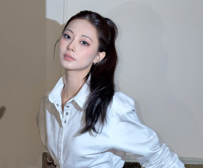子瑜近期遭爆與男性友人同框參加聚會，疑似戀愛中，立刻掀起軒然大波。 圖：翻攝自子瑜IG