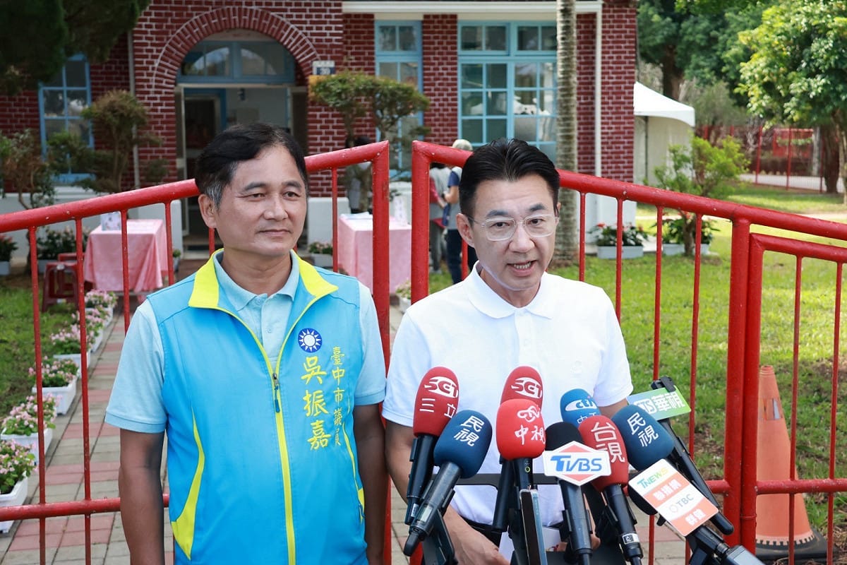 台中市長候選人江啟臣今（28）日在新社發表觀光政見。 圖：江啟臣競辦/提供