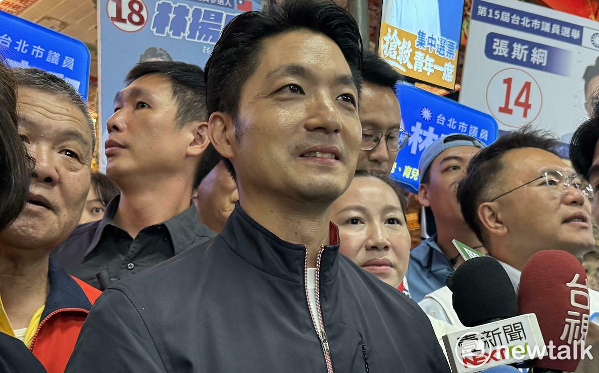 蔣萬安今晚跑攤後傳身體不適 競辦宣布取消預排行程、準備辯論
