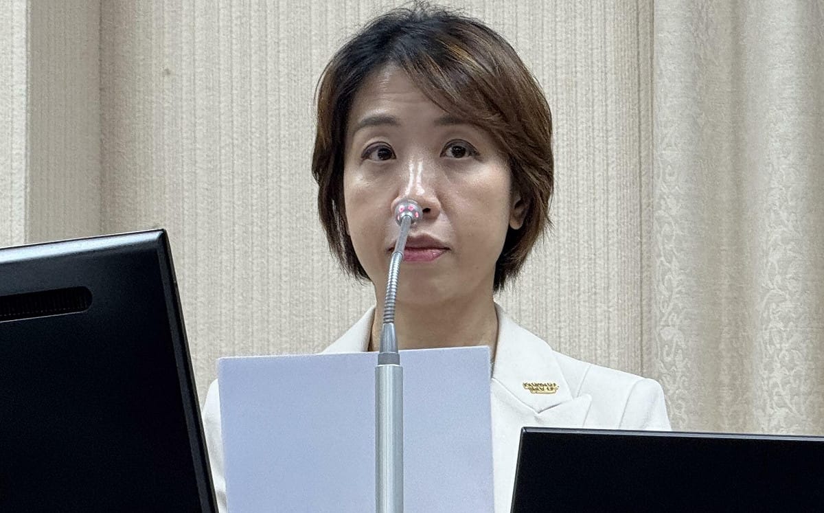 僑宴播徐佳青功績影片 李妍慧稱：不能提供「公務典藏」